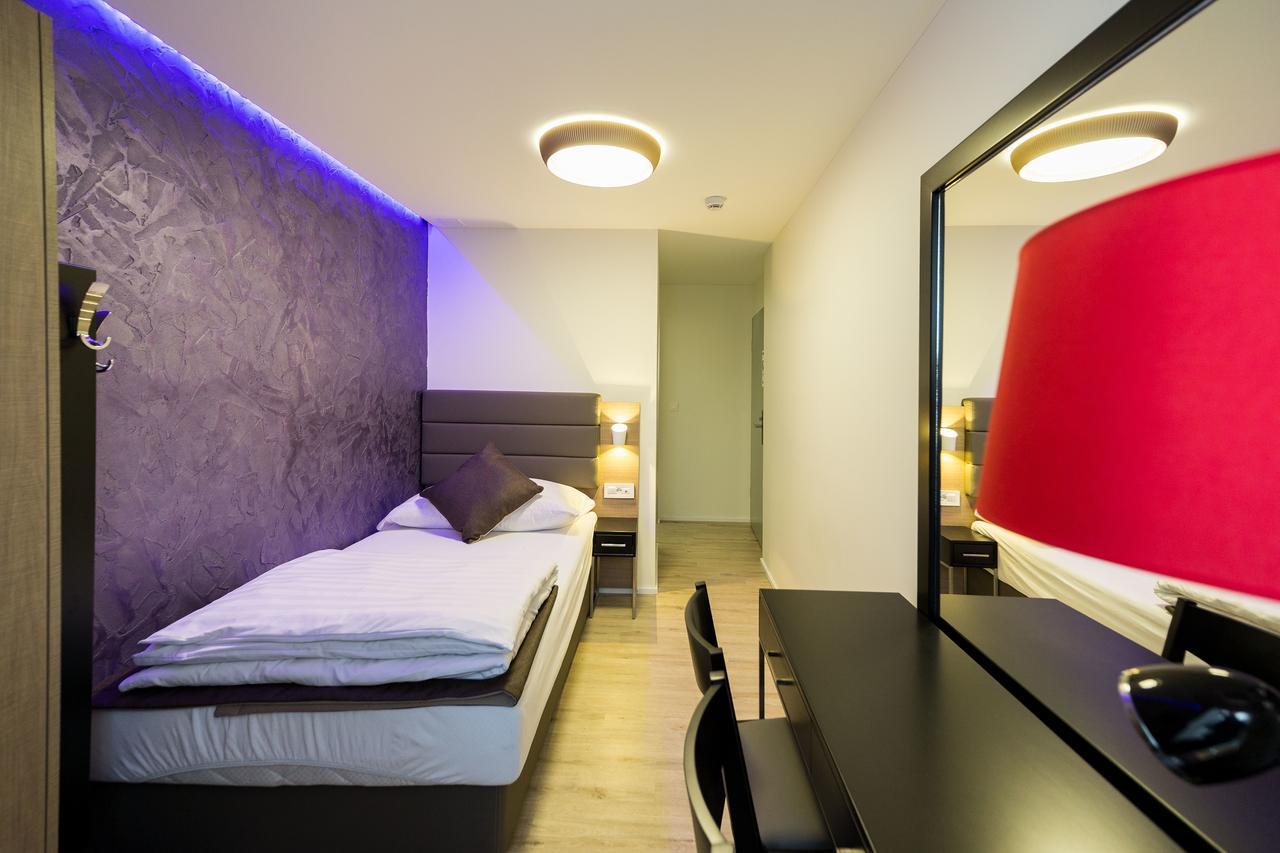 Hotel Sleep & Go Self-Check-In Zurich Bagian luar foto